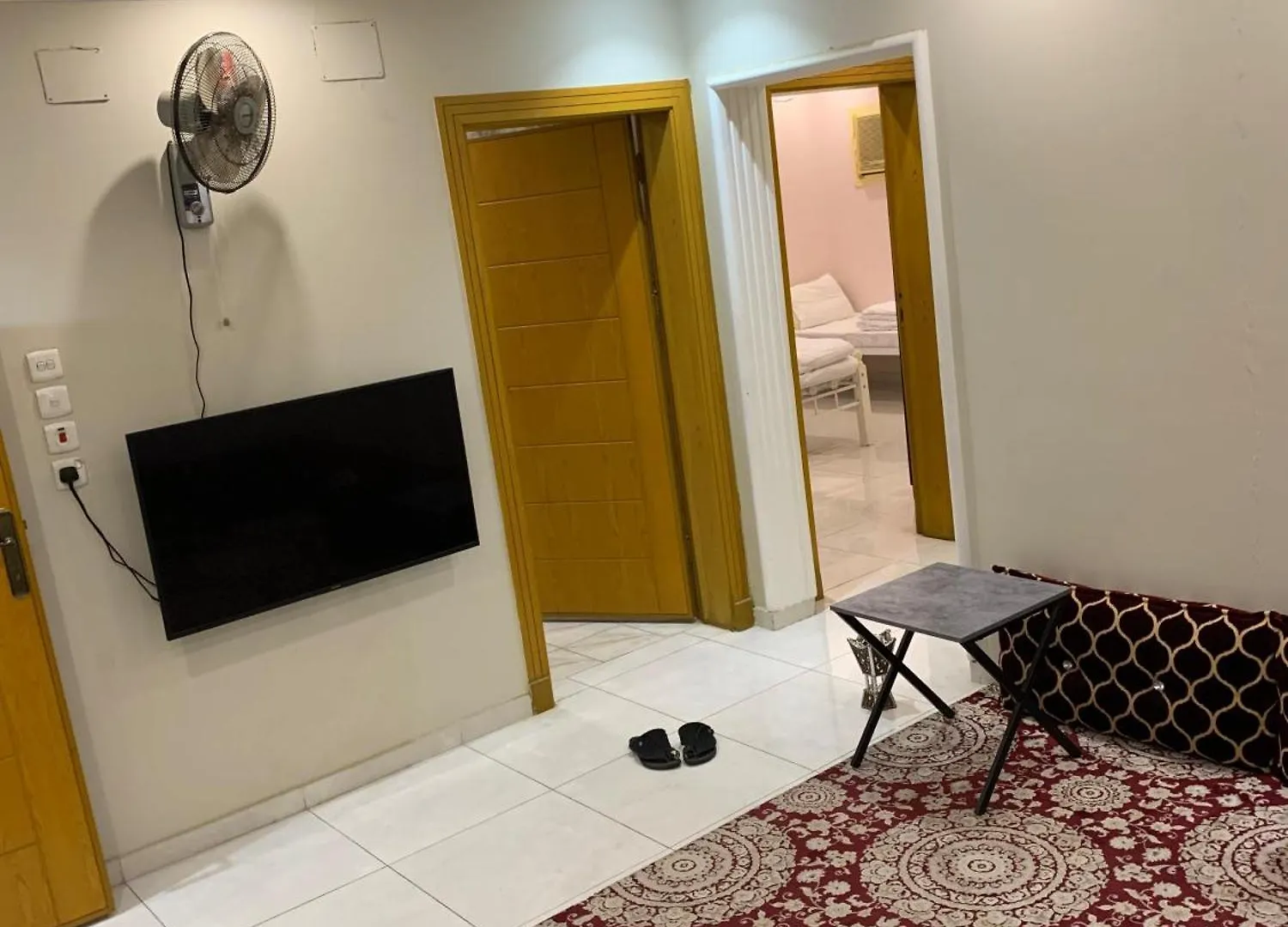 شقة للإيجار شهري اسبوعي يومي تبعد عن الحرم المكي 4 كيلو-قريبة من قطار الحرمين قريبة من محطة باصات رئيسية مكة